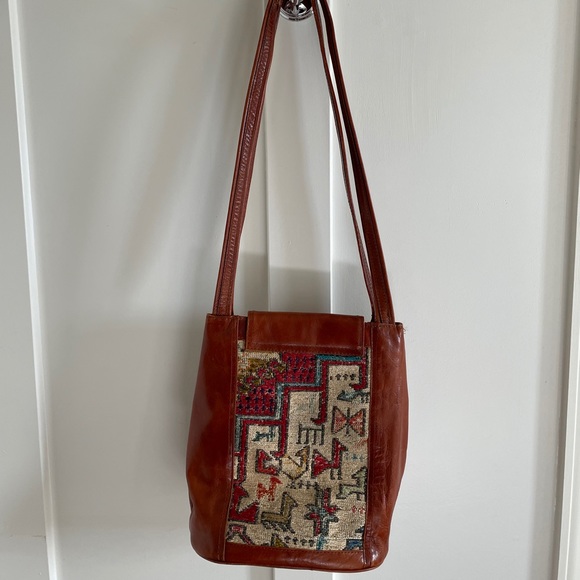 Vintage Killum Leather Bag - Picture 2 of 4